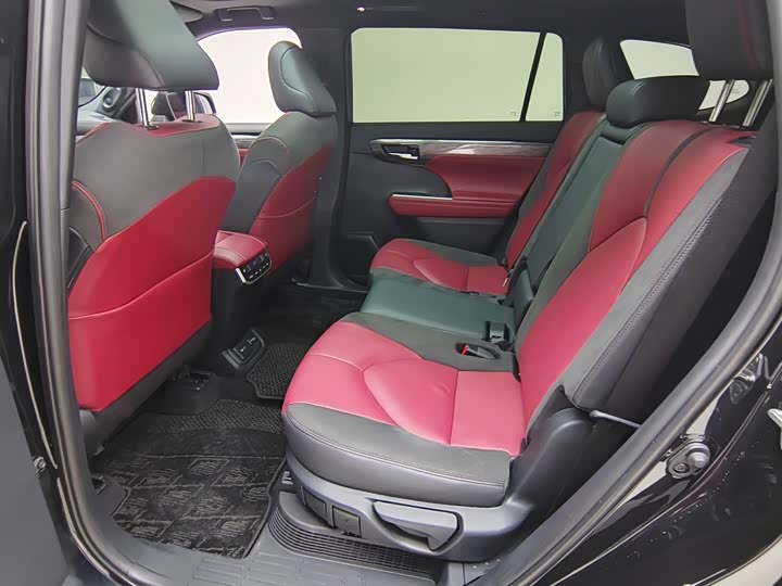 Фото 5 - Toyota Crown Kluger