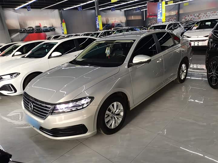 Фото 2 - Volkswagen Lavida