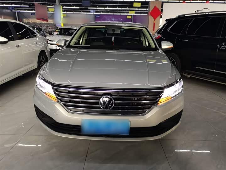 Фото 3 - Volkswagen Lavida