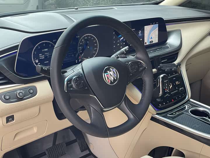 Фото 6 - Buick GL8 ES