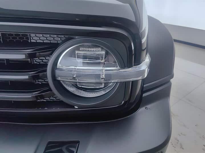 Фото 5 - Tank 300