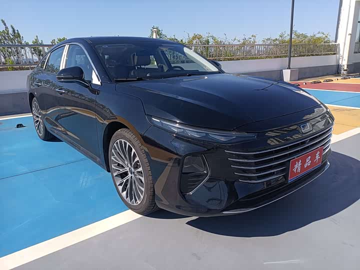 Фото 3 - Bestune B70