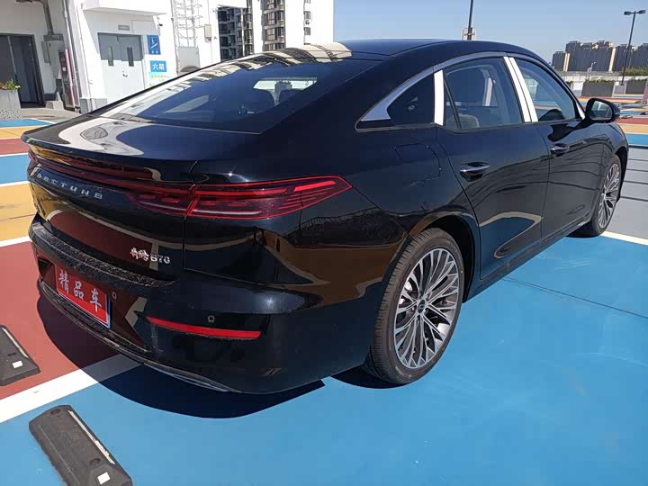 Фото 8 - Bestune B70