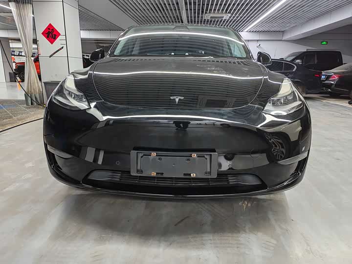 Фото 2 - Tesla Model Y
