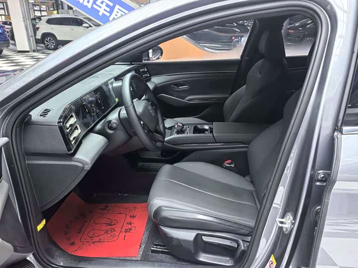 Фото 4 - BYD Qin L