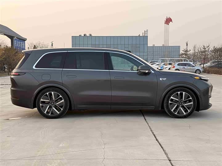 Фото 8 - LiXiang L9