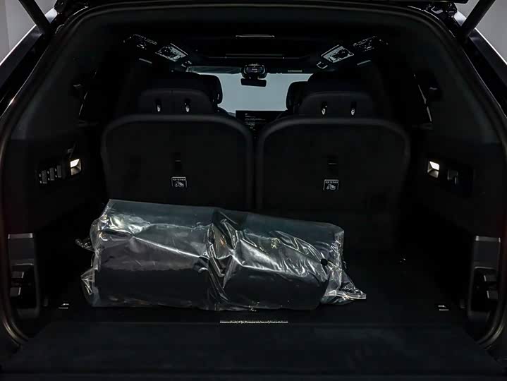 Фото 6 - Zeekr 9X