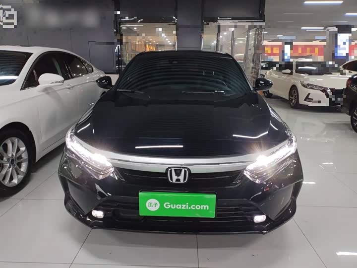 Фото 3 - Honda Inspire