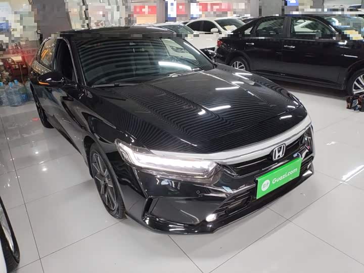 Фото 4 - Honda Inspire