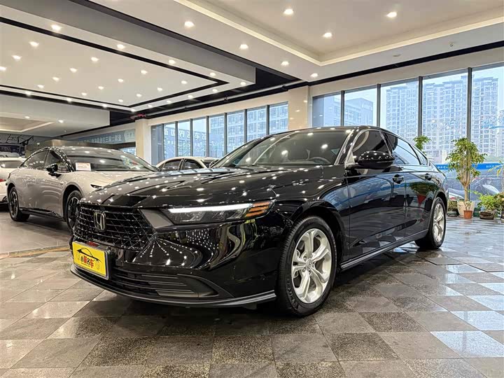 Фото 1 - Honda Accord