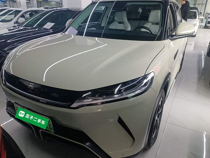 Фото 3 - BYD Yuan Up