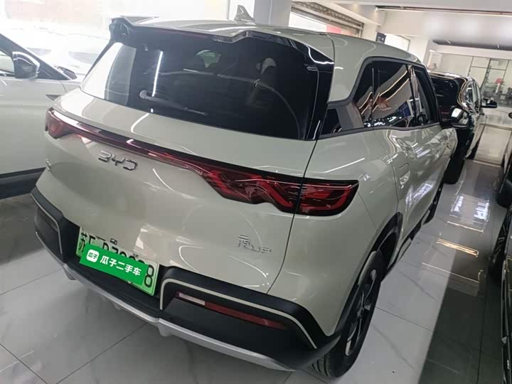 Фото 7 - BYD Yuan Up