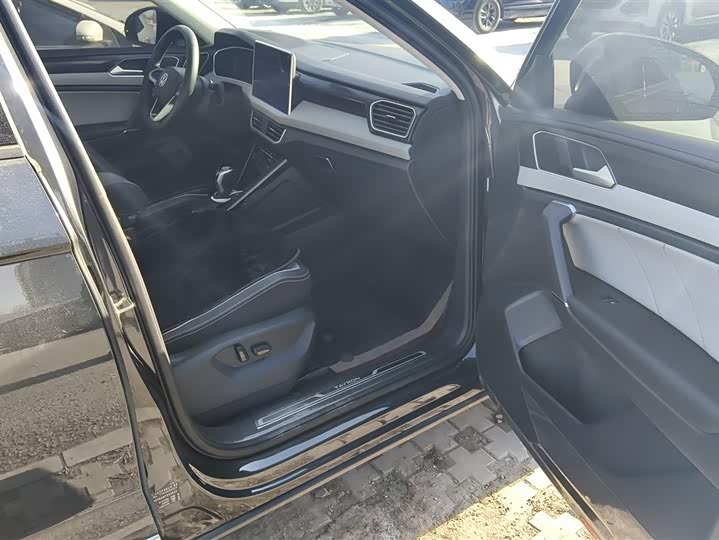 Фото 8 - Volkswagen Tayron