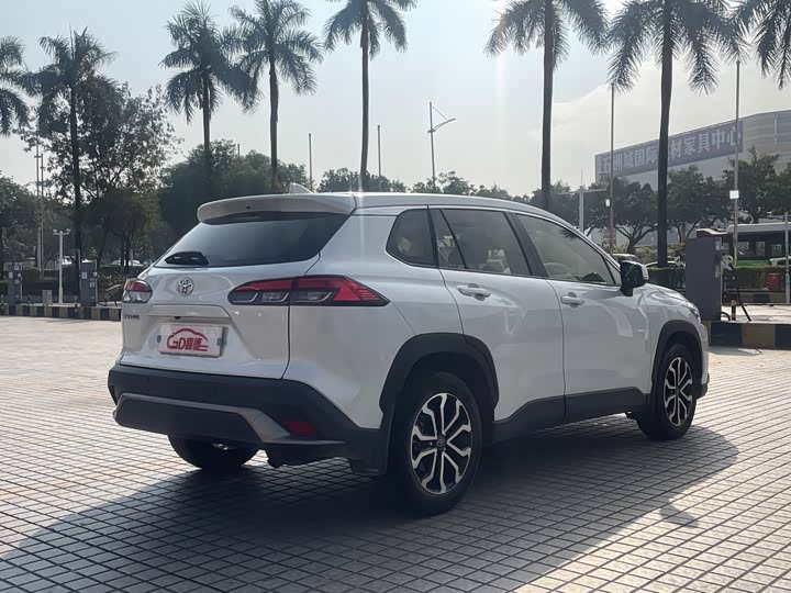 Фото 9 - Toyota Frontlander