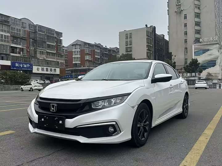 Фото 1 - Honda Civic