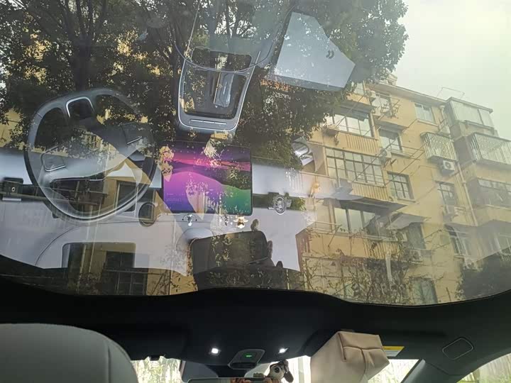 Фото 9 - Nio ET5T