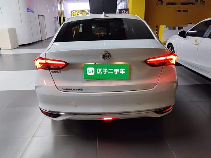 Фото 6 - Buick Verano