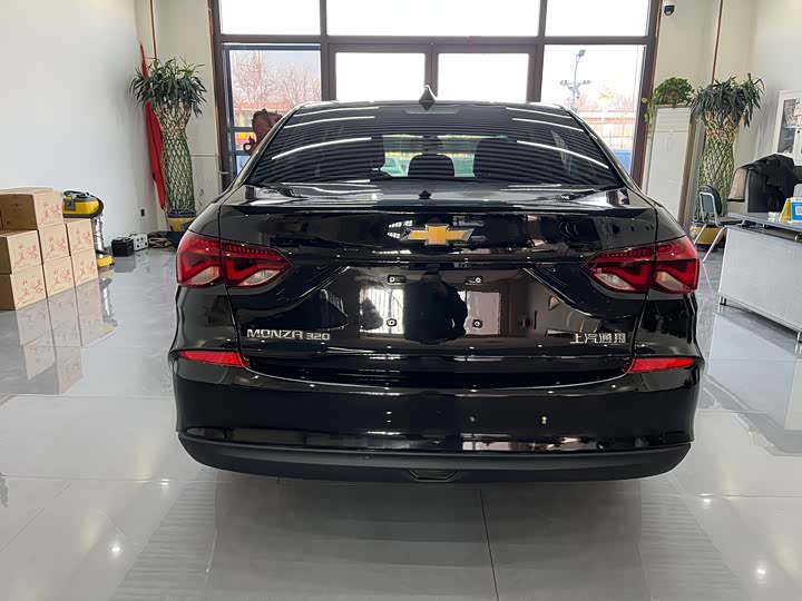 Фото 5 - Chevrolet Monza