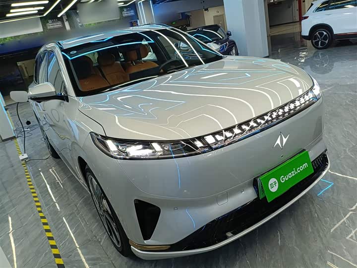 Фото 4 - Dongfeng Yipai eπ 008