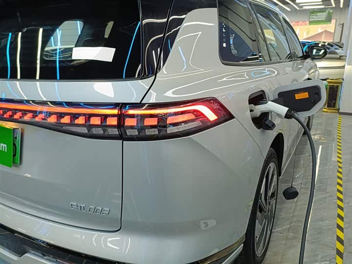 Фото 8 - Dongfeng Yipai eπ 008