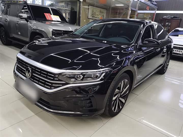 Фото 2 - Volkswagen Passat