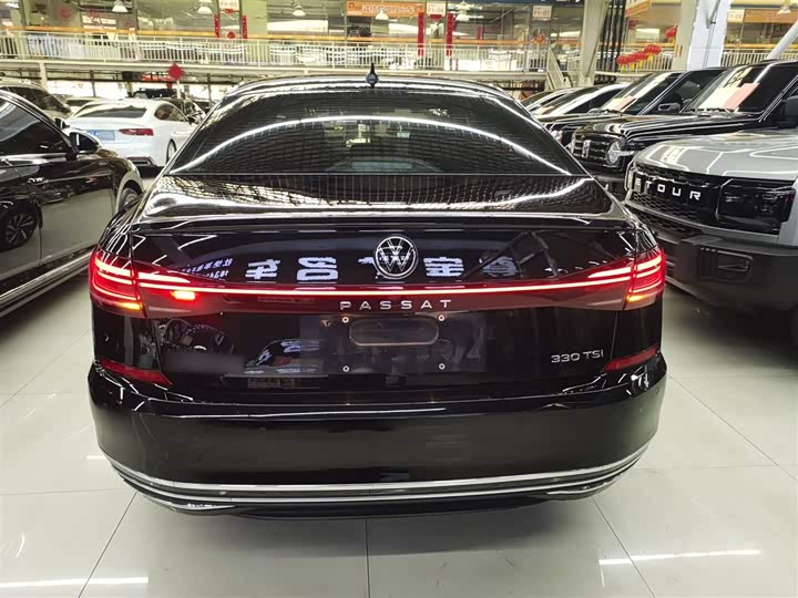 Фото 6 - Volkswagen Passat