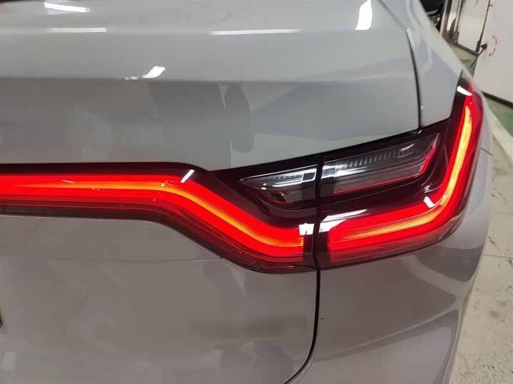 Фото 8 - Nio EC6