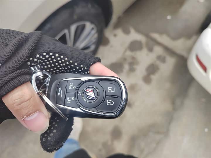 Фото 9 - Buick GL8 ES