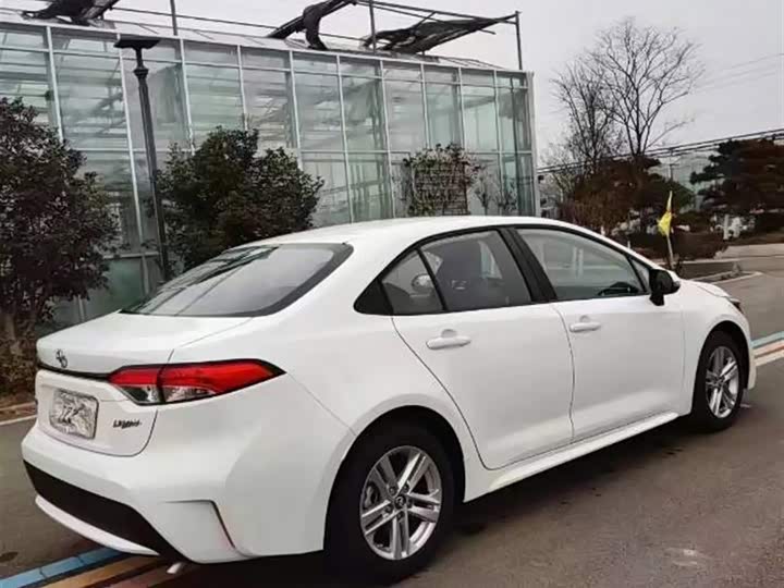 Фото 3 - Toyota Levin