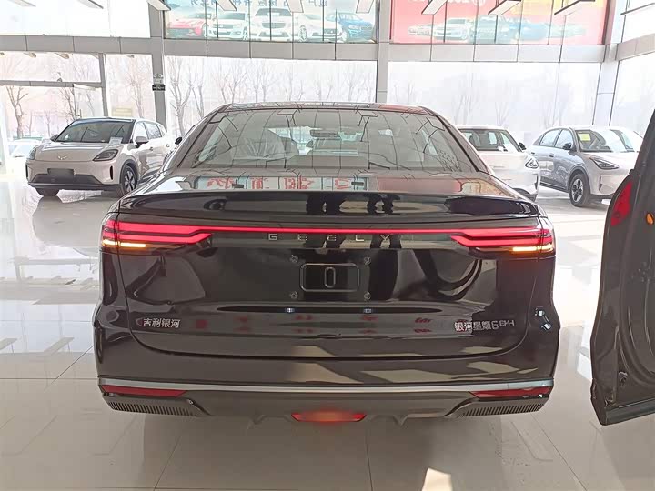 Фото 6 - Geely Galaxy Starshine 6