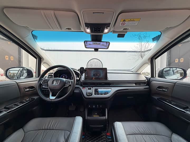 Фото 5 - Honda Odyssey