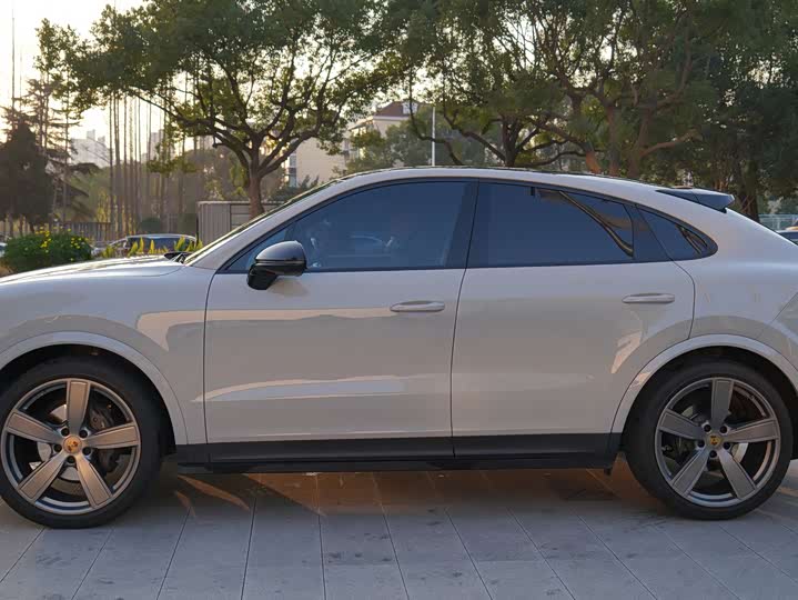 Фото 3 - Porsche Cayenne