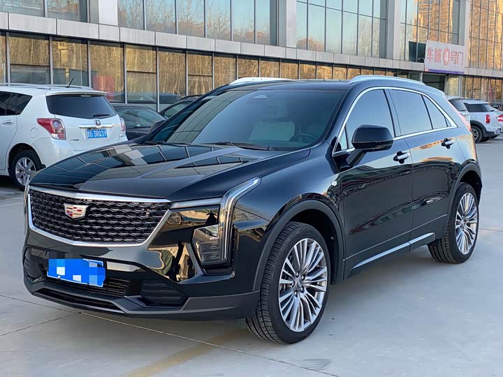 Фото 1 - Cadillac XT4