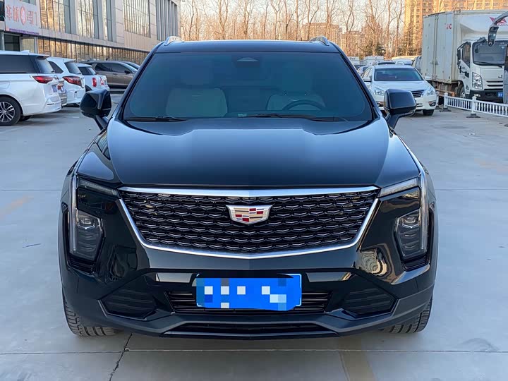 Фото 2 - Cadillac XT4