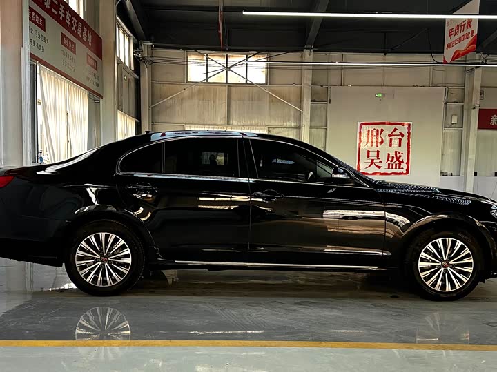 Фото 4 - Hongqi H7