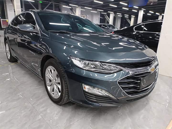 Фото 4 - Chevrolet Malibu XL