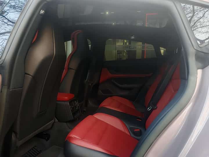 Фото 7 - Porsche Taycan