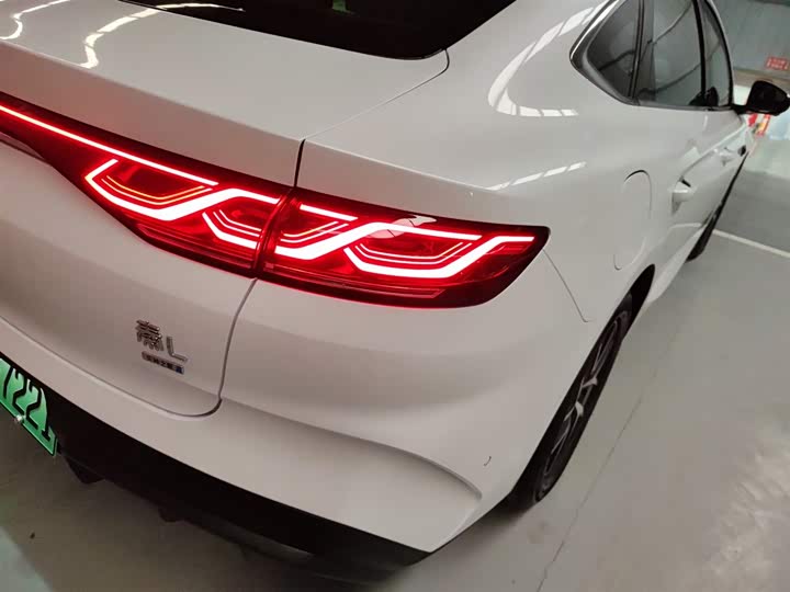 Фото 8 - BYD Qin L