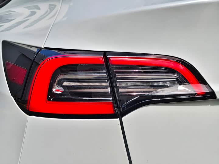 Фото 7 - Tesla Model Y