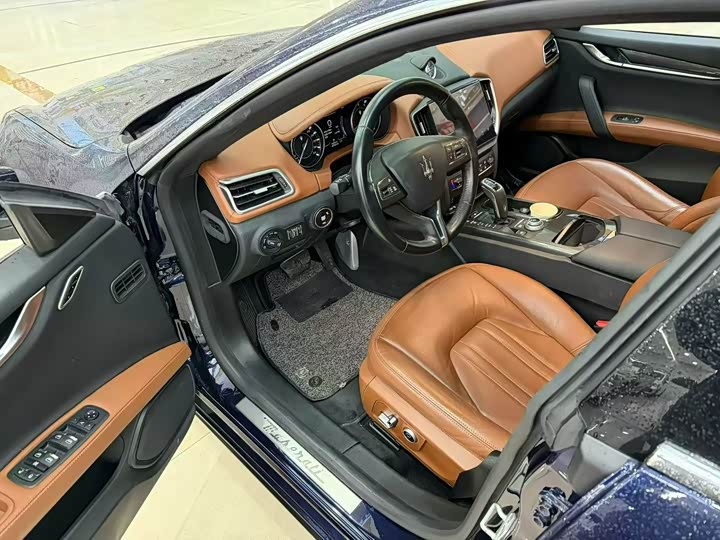 Фото 5 - Maserati Ghibli