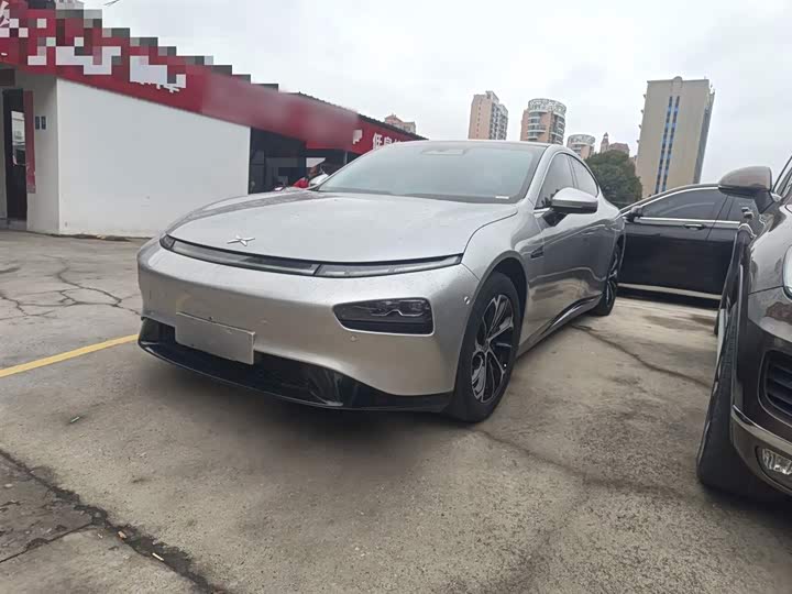 Фото 2 - XPeng P7