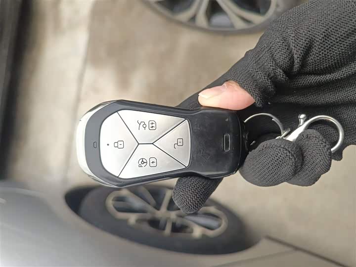 Фото 9 - XPeng P7