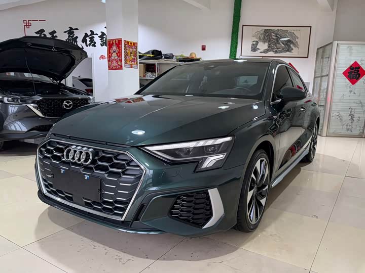 Фото 1 - Audi A3