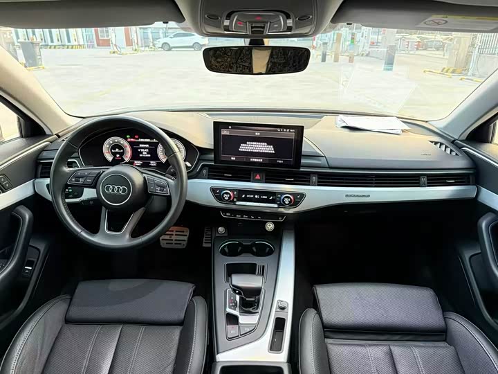 Фото 7 - Audi A4L