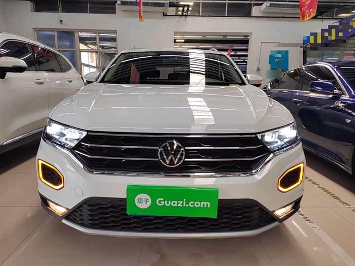 Фото 3 - Volkswagen T-Roc