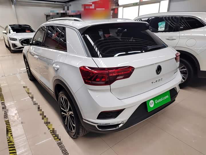 Фото 5 - Volkswagen T-Roc