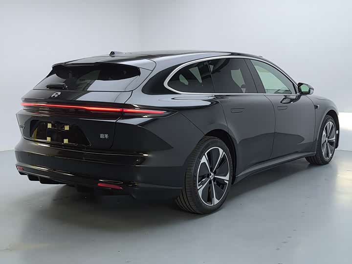 Фото 5 - Nio ET5T