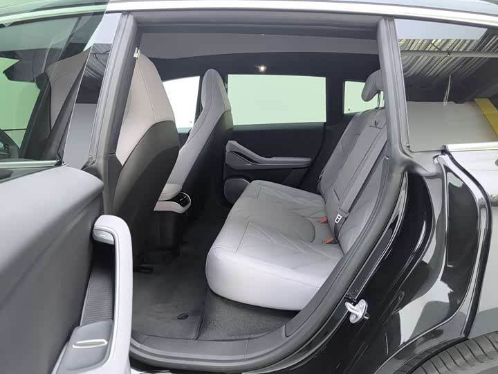 Фото 8 - Nio ET5T