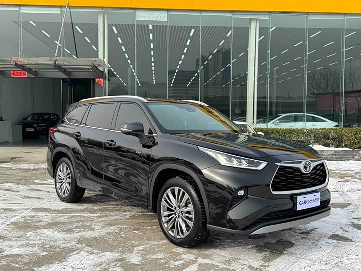 Фото 3 - Toyota Highlander