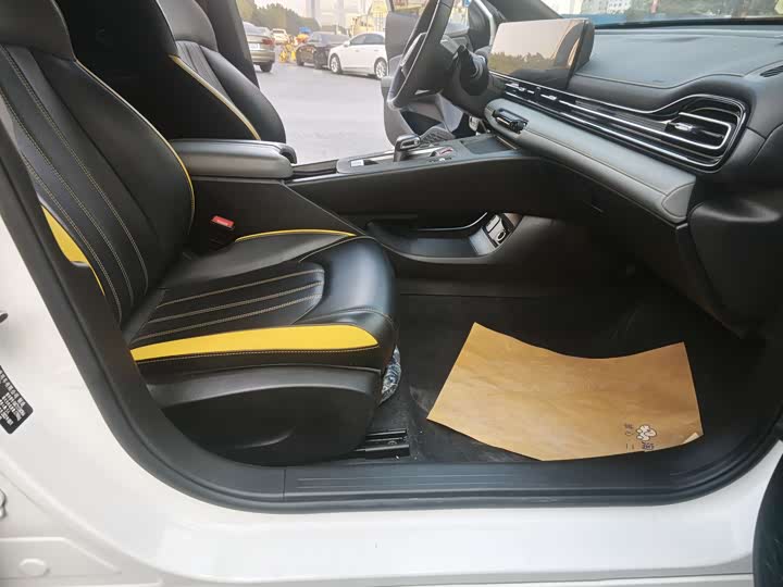 Фото 4 - GAC Trumpchi Empow R